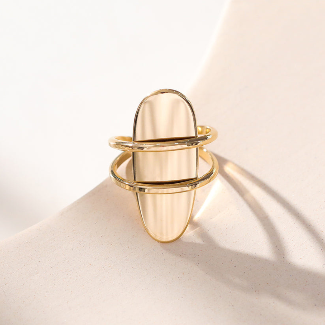 Luxe Oval Shield Adjustable Ring