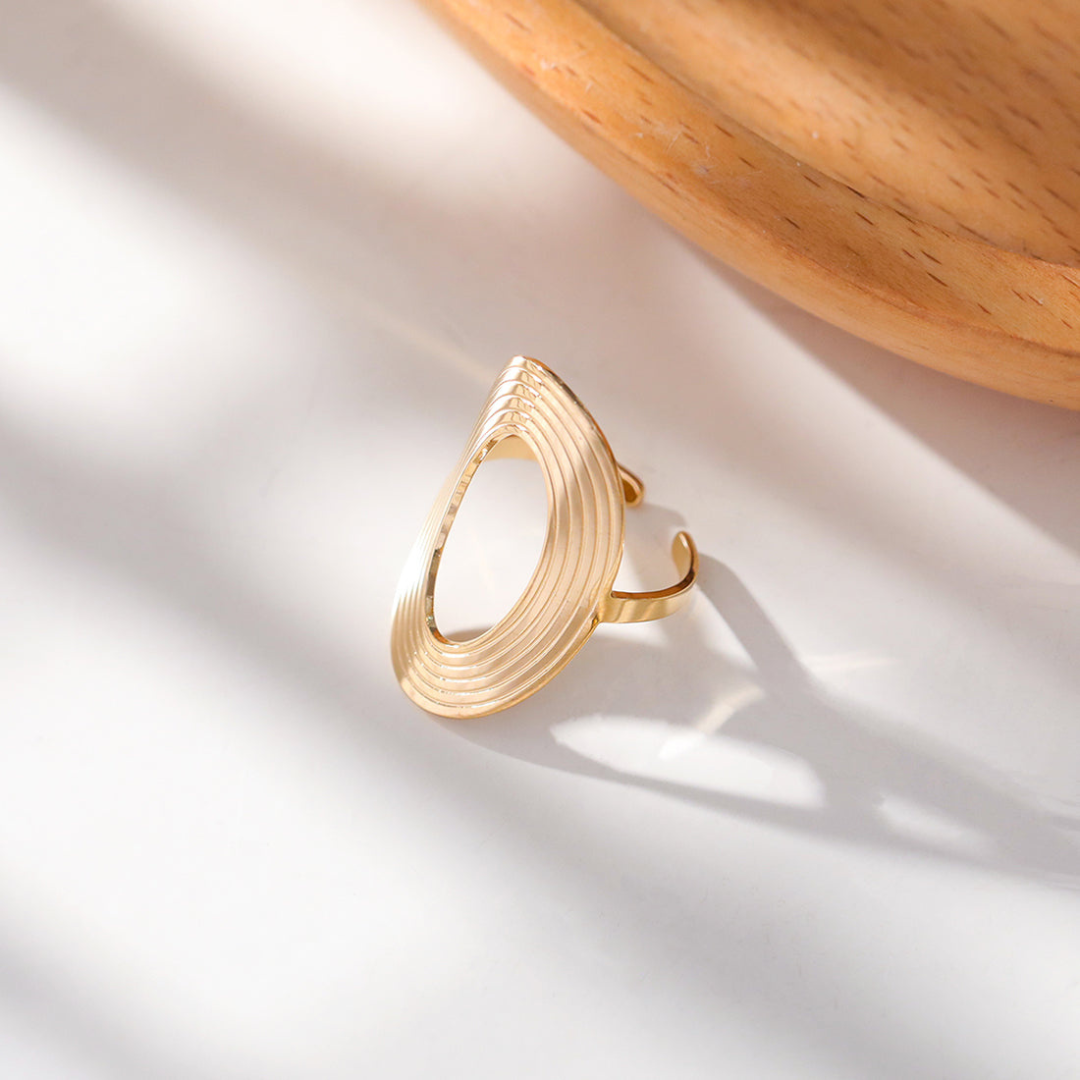 SALE Leanne Oval Adjustable Ring