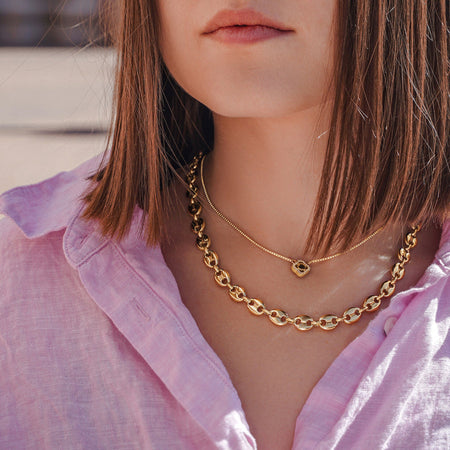 Jackie Flower Box Chain Necklace